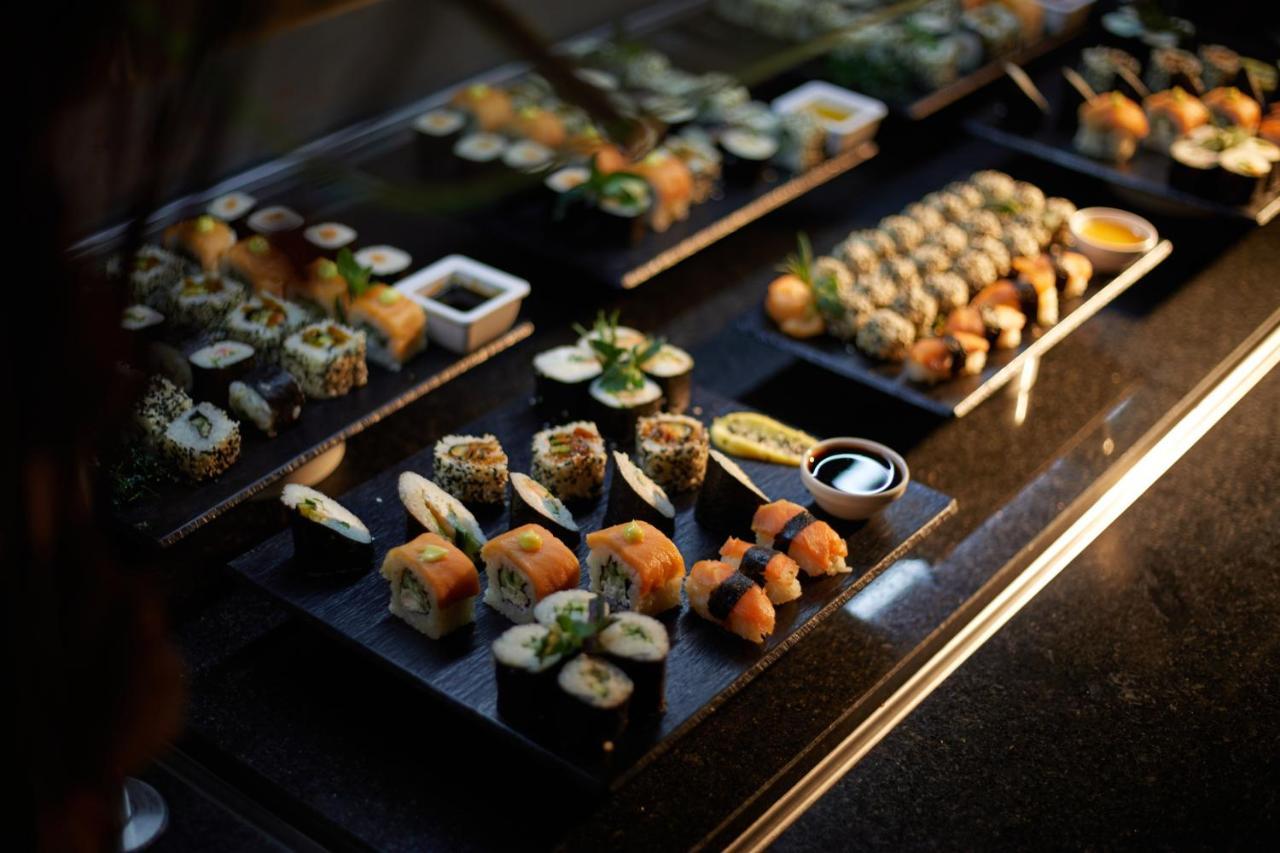 Dreams Sunny Beach Resort And Spa Ngoại thất bức ảnh Sushi