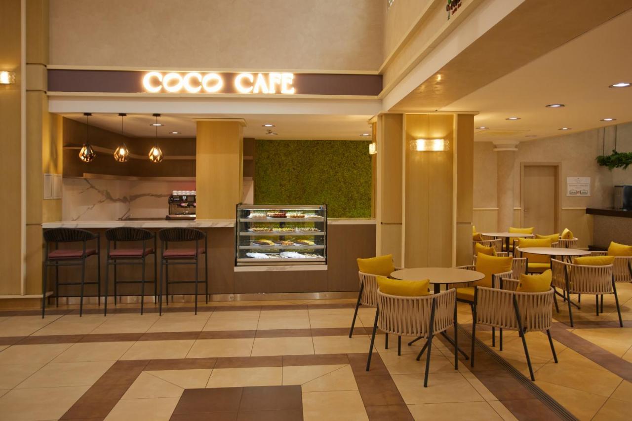Dreams Sunny Beach Resort And Spa Ngoại thất bức ảnh Coco Cafe
