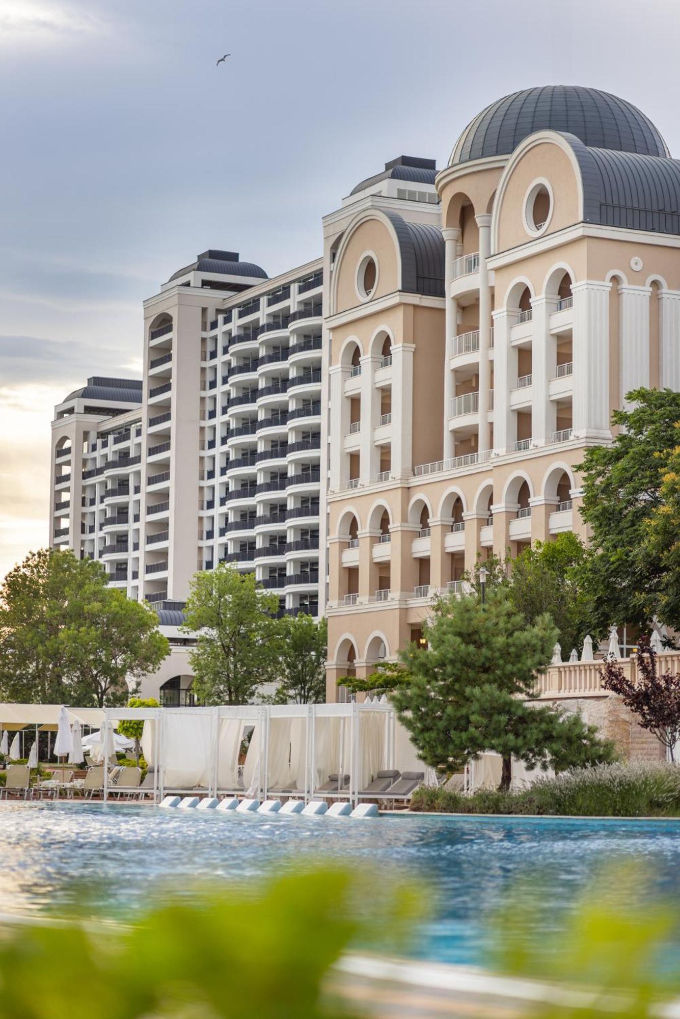 Dreams Sunny Beach Resort And Spa Ngoại thất bức ảnh The Ritz-Carlton, Laguna Niguel
